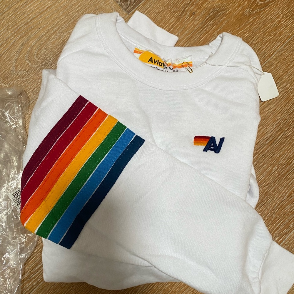 Nwt aviator nation crew neck rainbow sweatshirt brand new